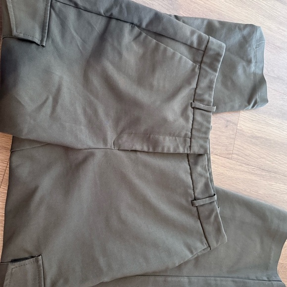 Zara Women's Dark Green Cargo Pants - Picture 2 of 2